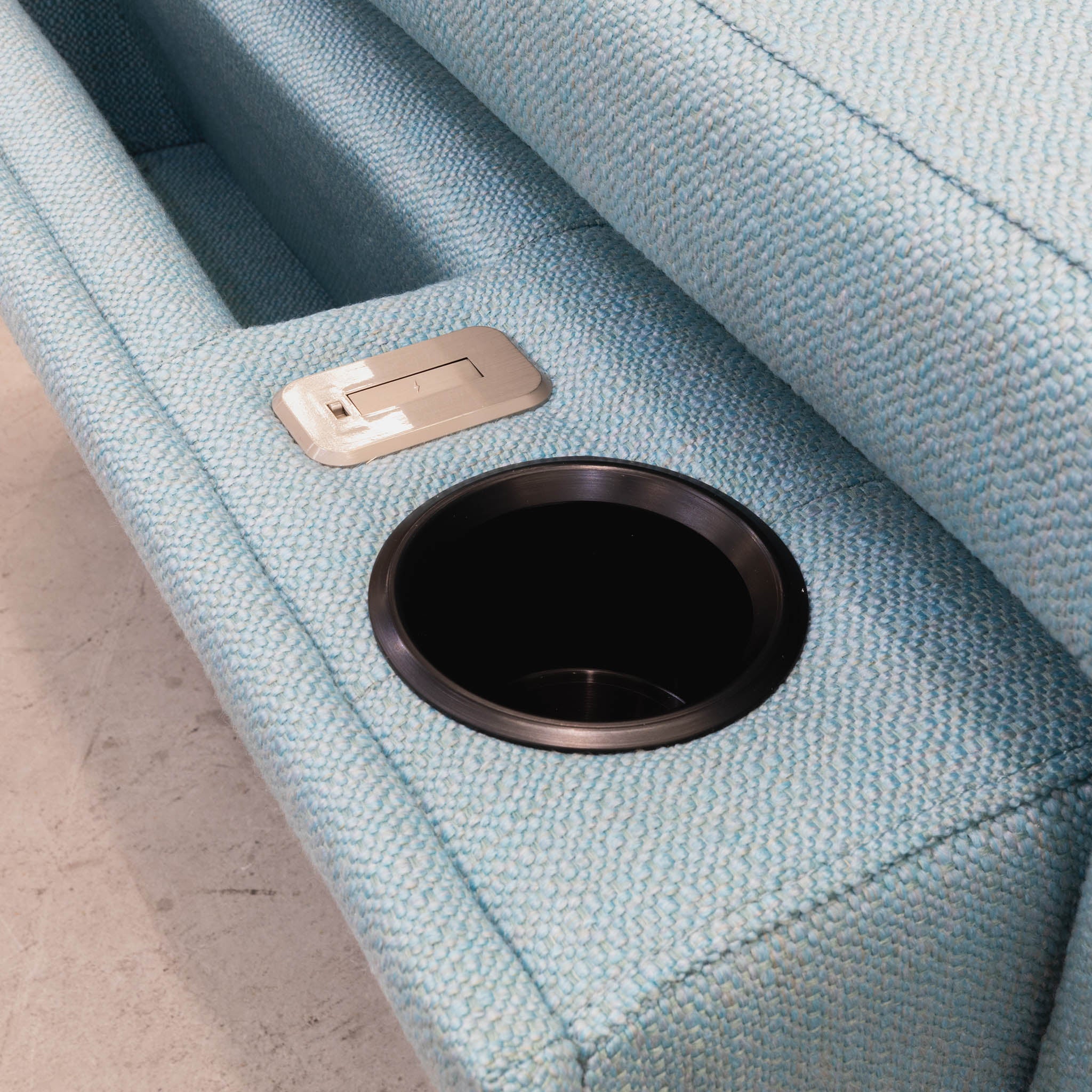 East Town Deep Seat Two Seat Lounge - Hayman - Image 17