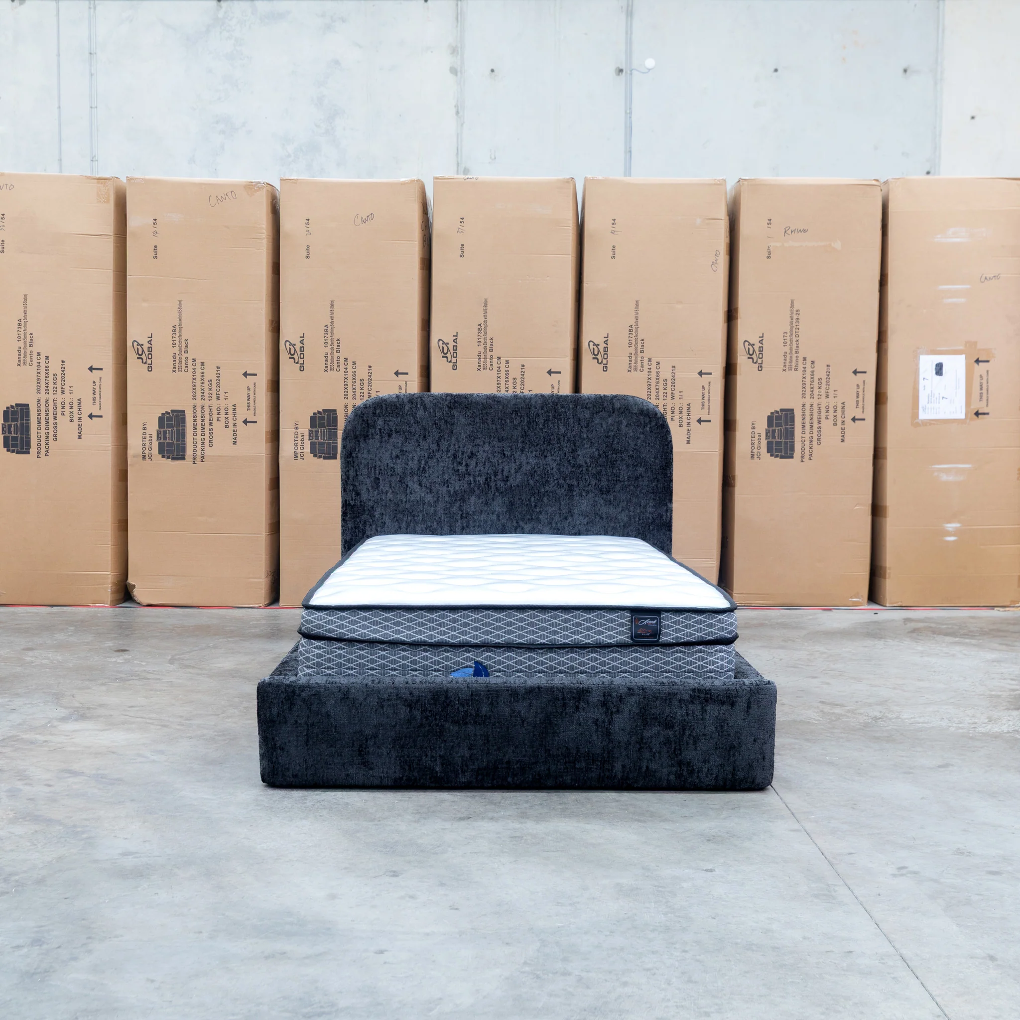 Elm King Single Upholstered Bed - Black - Image 4