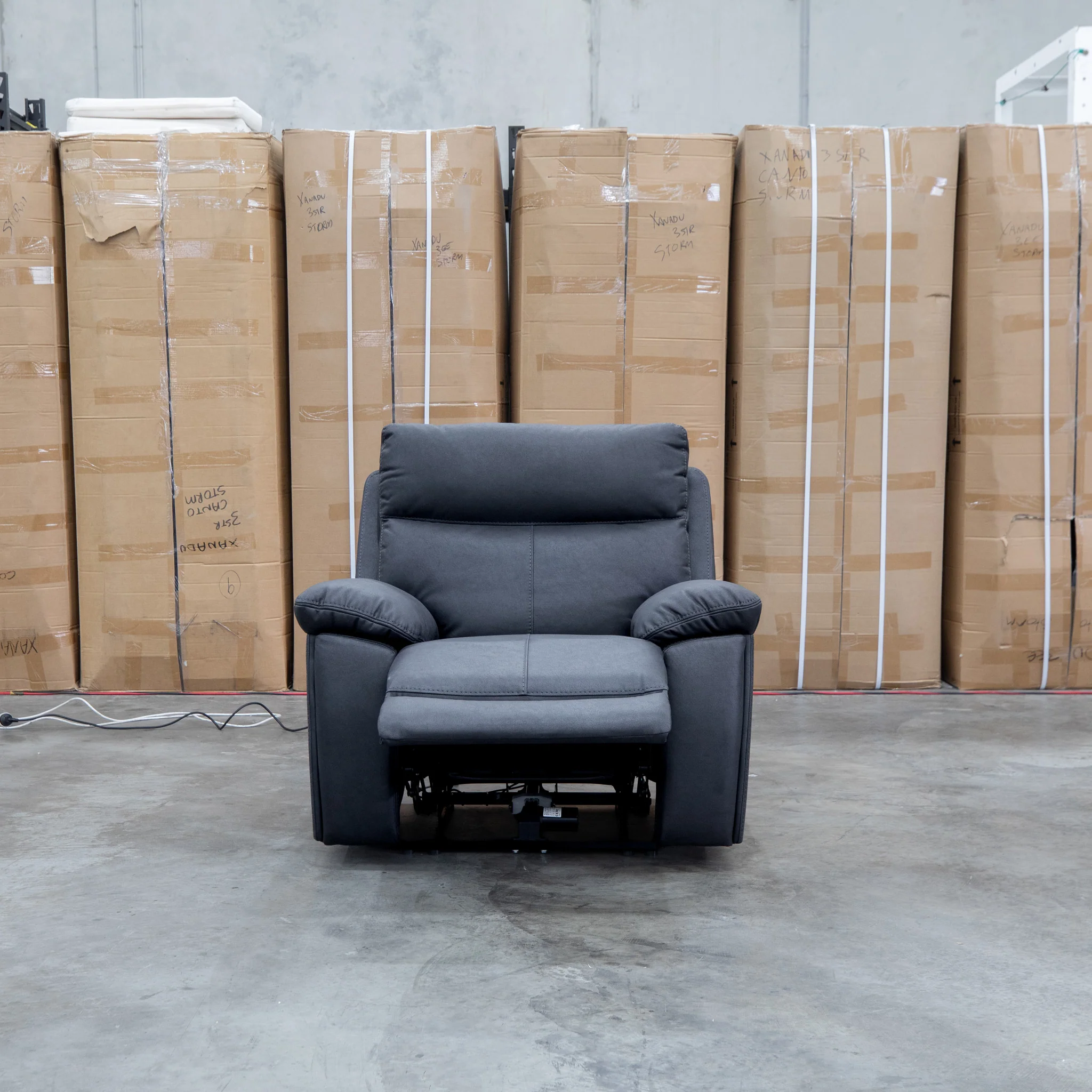 Marsellie Triple Motor Electric Recliner - Coal - Image 5