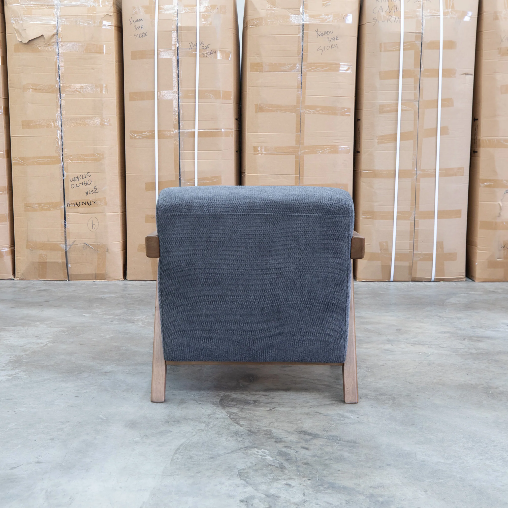 Riva Accent Chair - Carbon - Image 4