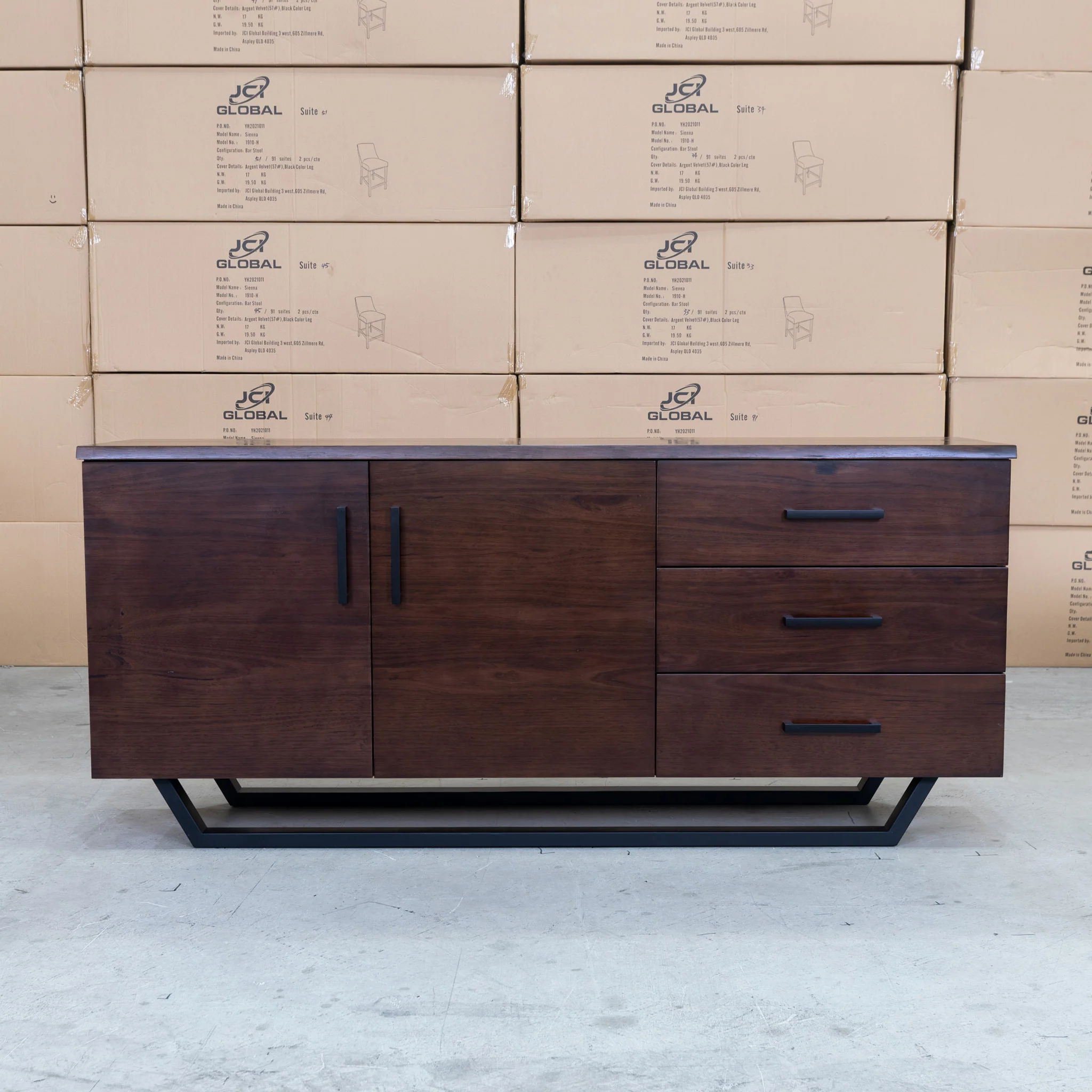 Valencia Messmate Hardwood Buffet - Image 2